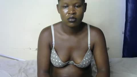 Snapshot of drama_queeen chatting on February 3, 2026, 6:51 am drama_queeen online show from February 3, 2026, 6:51 am