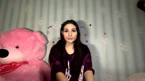 Snapshot of dreamkaren_ chatting on February 4, 2025, 2:53 pm Karina online show from February 4, 2025, 2:53 pm