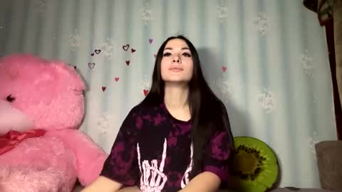 Snapshot of dreamkaren_ chatting on February 5, 2025, 7:31 pm Karina online show from February 5, 2025, 7:31 pm