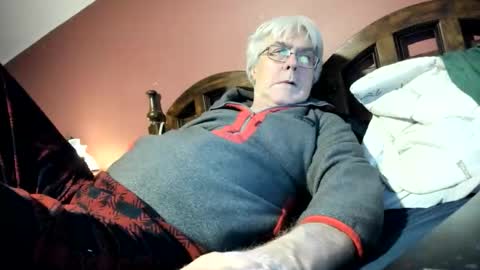 Snapshot of dug38 chatting on February 6, 2026, 3:37 pm Doug online show from February 6, 2026, 3:37 pm