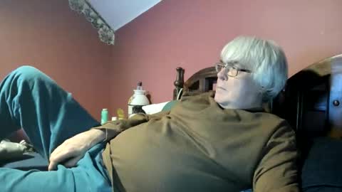 Snapshot of dug38 chatting on March 2, 2026, 2:03 am Doug online show from March 2, 2026, 2:03 am