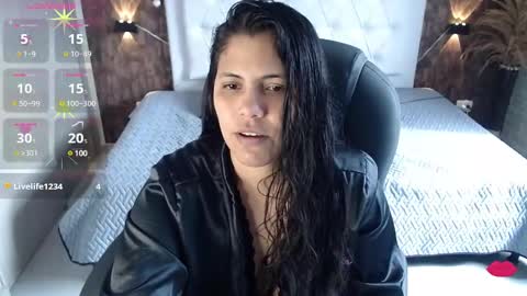 Snapshot of dulce__love69 chatting on December 15, 2024, 7:31 pm Dulce love69 online show from December 15, 2024, 7:31 pm