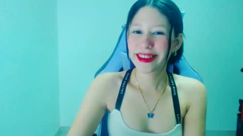 dulce_mauren online show from December 18, 2025, 6:30 am