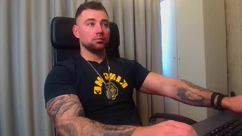 Snapshot of duncanstones chatting on February 19, 2026, 11:28 am DuncanStone online show from February 19, 2026, 11:28 am