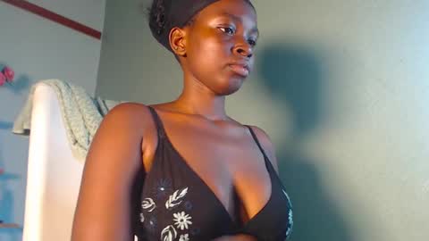 ebony ezel online show from January 11, 2025, 4:57 pm