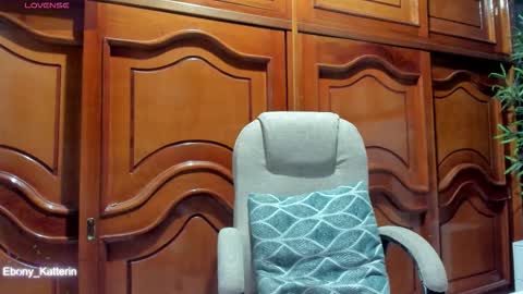 Snapshot of ebony_katterin chatting on November 19, 2025, 11:10 am ebony_katterin online show from November 19, 2025, 11:10 am