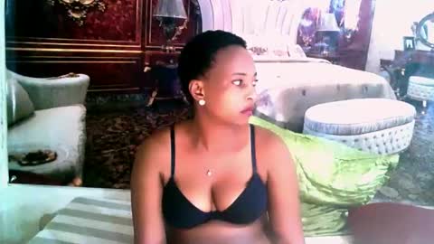 Snapshot of ebonyseductionz chatting on January 23, 2025, 3:58 am Zammy online show from January 23, 2025, 3:58 am