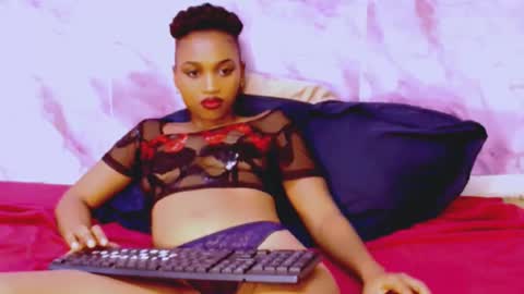 Snapshot of ebonystarlite1 chatting on March 11, 2025, 11:44 am Candy online show from March 11, 2025, 11:44 am