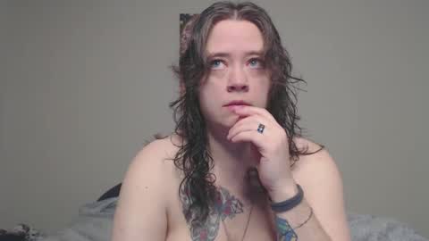 Weird Echo online show from February 18, 2025, 2:05 am