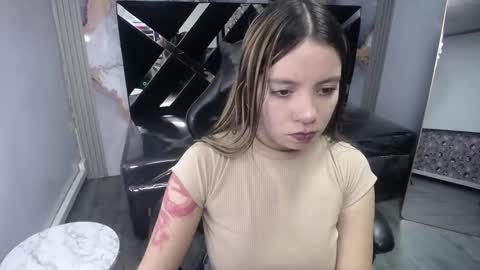 Snapshot of eco_deluna_v chatting on February 2, 2026, 1:10 pm Hi Stream 800am to 200pm online show from February 2, 2026, 1:10 pm