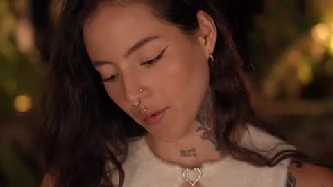 Effy online show from February 1, 2026, 2:21 am