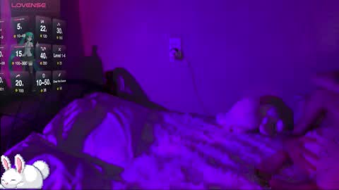 Elain online show from September 27, 2025, 9:31 pm