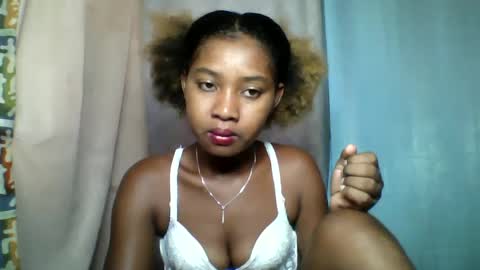 Snapshot of elia011 chatting on January 31, 2025, 5:40 am elia011 online show from January 31, 2025, 5:40 am