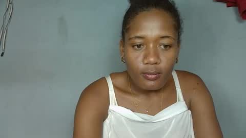 Snapshot of elia011 chatting on February 5, 2025, 1:54 pm elia011 online show from February 5, 2025, 1:54 pm