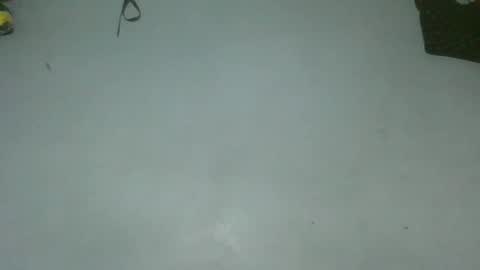 Snapshot of elia011 chatting on October 28, 2025, 6:54 pm elia011 online show from October 28, 2025, 6:54 pm