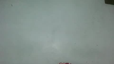 Snapshot of elia011 chatting on October 29, 2025, 7:04 pm elia011 online show from October 29, 2025, 7:04 pm