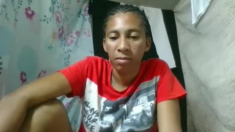 Snapshot of elia011 chatting on February 18, 2026, 5:36 am elia011 online show from February 18, 2026, 5:36 am