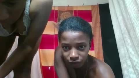 Snapshot of elia011 chatting on February 22, 2026, 9:52 am elia011 online show from February 22, 2026, 9:52 am