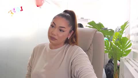 Ella online show from February 17, 2026, 4:42 am