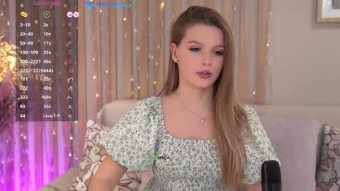 Ellie Moore online show from February 10, 2025, 12:08 am