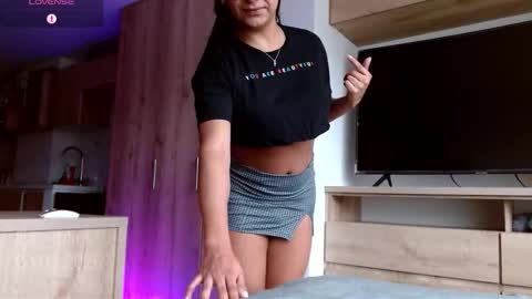 Emilia  online show from March 3, 2026, 9:10 pm