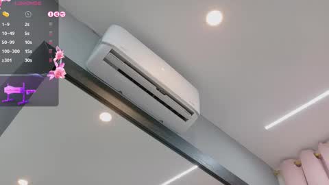 Snapshot of emily_baby20 chatting on February 20, 2026, 9:37 pm Emily online show from February 20, 2026, 9:37 pm