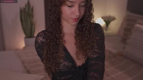 Juliana online show from February 4, 2026, 10:58 pm