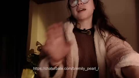 emily_pearl_ online show from February 27, 2025, 11:37 pm