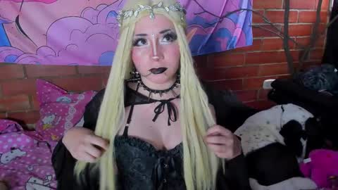 Snapshot of emily_salvatore chatting on January 7, 2026, 5:26 pm emily_salvatore online show from January 7, 2026, 5:26 pm