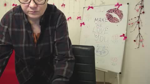 Emily online show from February 26, 2026, 7:13 pm