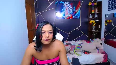 Snapshot of emilytssweet chatting on October 1, 2025, 2:23 pm Emily online show from October 1, 2025, 2:23 pm