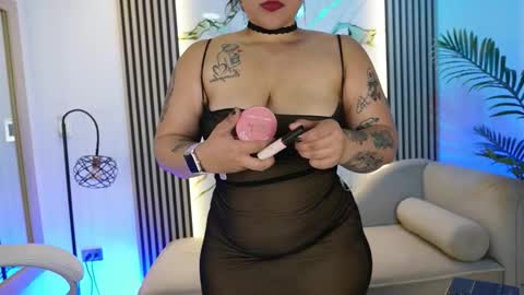 emma__walkerr_ online show from February 21, 2026, 7:04 pm