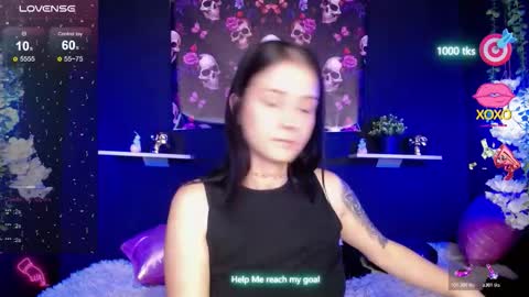 Snapshot of emma_sweethot chatting on February 6, 2026, 6:33 pm Emma Black online show from February 6, 2026, 6:33 pm