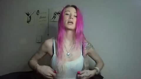 Snapshot of emmwarr1514 chatting on February 18, 2026, 3:41 pm emmwarr1514 online show from February 18, 2026, 3:41 pm