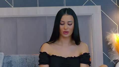  Emy  online show from February 12, 2026, 6:52 am