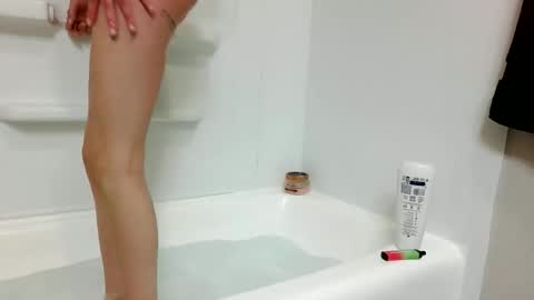 Snapshot of eofficiall chatting on December 10, 2024, 9:55 am Eve online show from December 10, 2024, 9:55 am