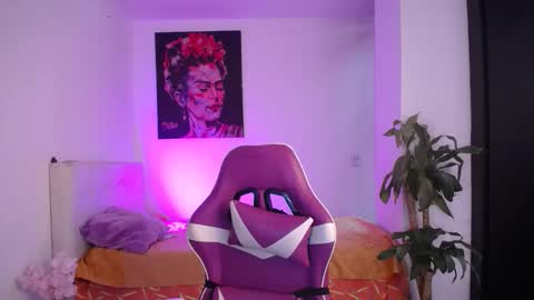 Esmeralda online show from January 18, 2026, 4:00 pm