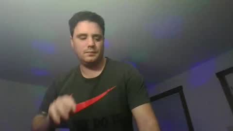 Snapshot of ethan100113 chatting on February 26, 2025, 3:10 am Ethan online show from February 26, 2025, 3:10 am