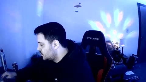 Snapshot of ethan100113 chatting on February 19, 2026, 4:52 am Ethan online show from February 19, 2026, 4:52 am