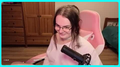 Gamer Katt online show from October 10, 2025, 9:14 pm