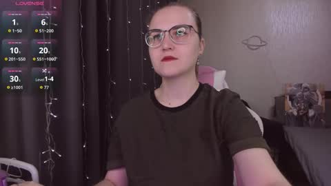 Snapshot of eva_orchid chatting on November 20, 2025, 10:48 am Eva online show from November 20, 2025, 10:48 am