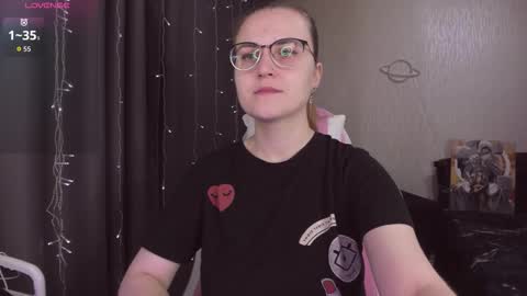 Snapshot of eva_orchid chatting on December 20, 2025, 11:06 am Eva online show from December 20, 2025, 11:06 am