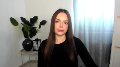 Snapshot of eva_rossee_ chatting on February 12, 2026, 12:22 pm Eva online show from February 12, 2026, 12:22 pm