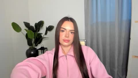 Snapshot of eva_rossee_ chatting on February 14, 2026, 3:20 pm Eva online show from February 14, 2026, 3:20 pm