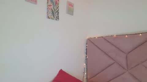 Snapshot of eva_sin18 chatting on January 18, 2026, 11:52 pm Eva Sin online show from January 18, 2026, 11:52 pm