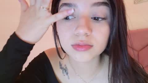 Snapshot of eva_sin18 chatting on February 10, 2026, 11:09 pm Eva Sin online show from February 10, 2026, 11:09 pm