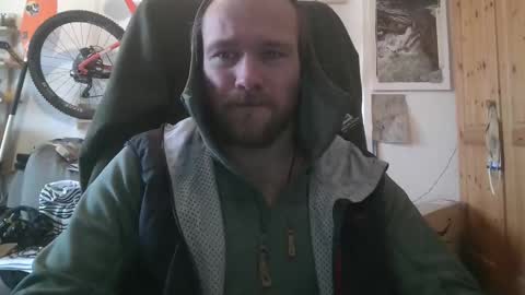 Snapshot of evalsmac chatting on February 22, 2026, 9:41 am Han online show from February 22, 2026, 9:41 am