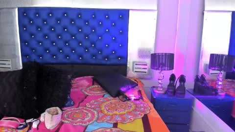 evanllelyne online show from November 26, 2025, 11:55 am