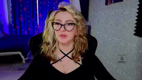 evavibe online show from February 28, 2026, 5:19 am