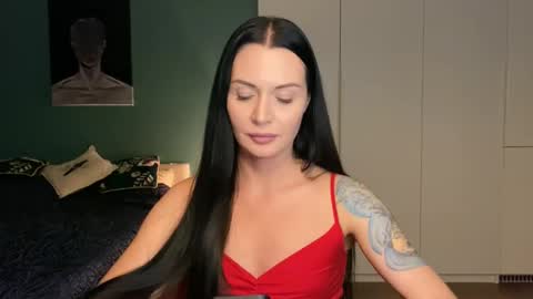 Snapshot of evelingoddess chatting on October 7, 2025, 8:17 pm your Love online show from October 7, 2025, 8:17 pm